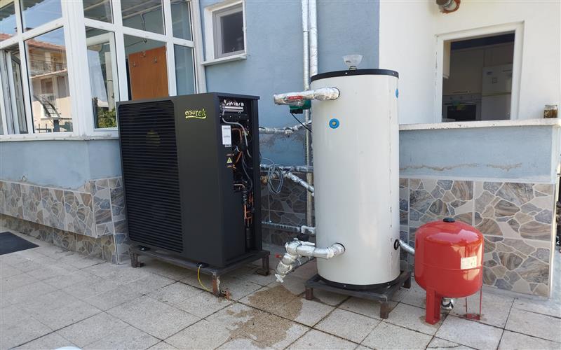 BİLECİK PAZARYERİ AHMETLER KÖYÜ 18 KW ERSUTEK ISI POMPASI